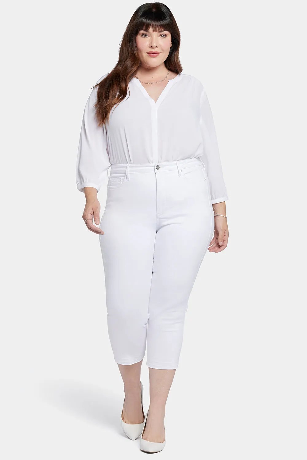 Chloe Capri Jeans In Plus Size - Optic White