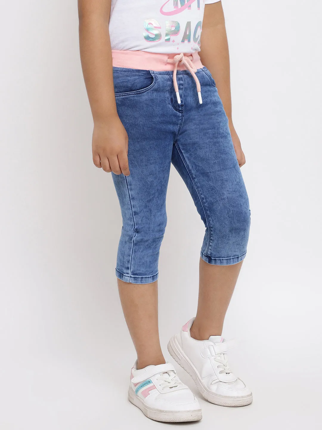 GIRLS SLIM FIT MID BLUE CAPRI WITH PEACH WAISTBAND