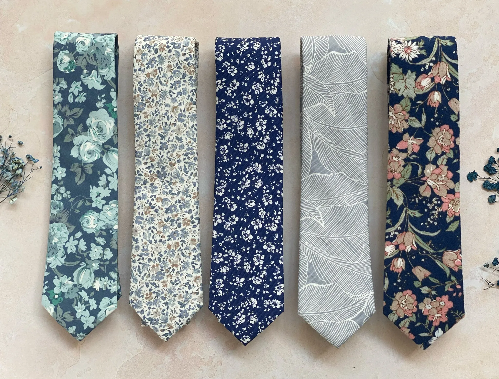 Jasper Cotton Floral Neck Tie