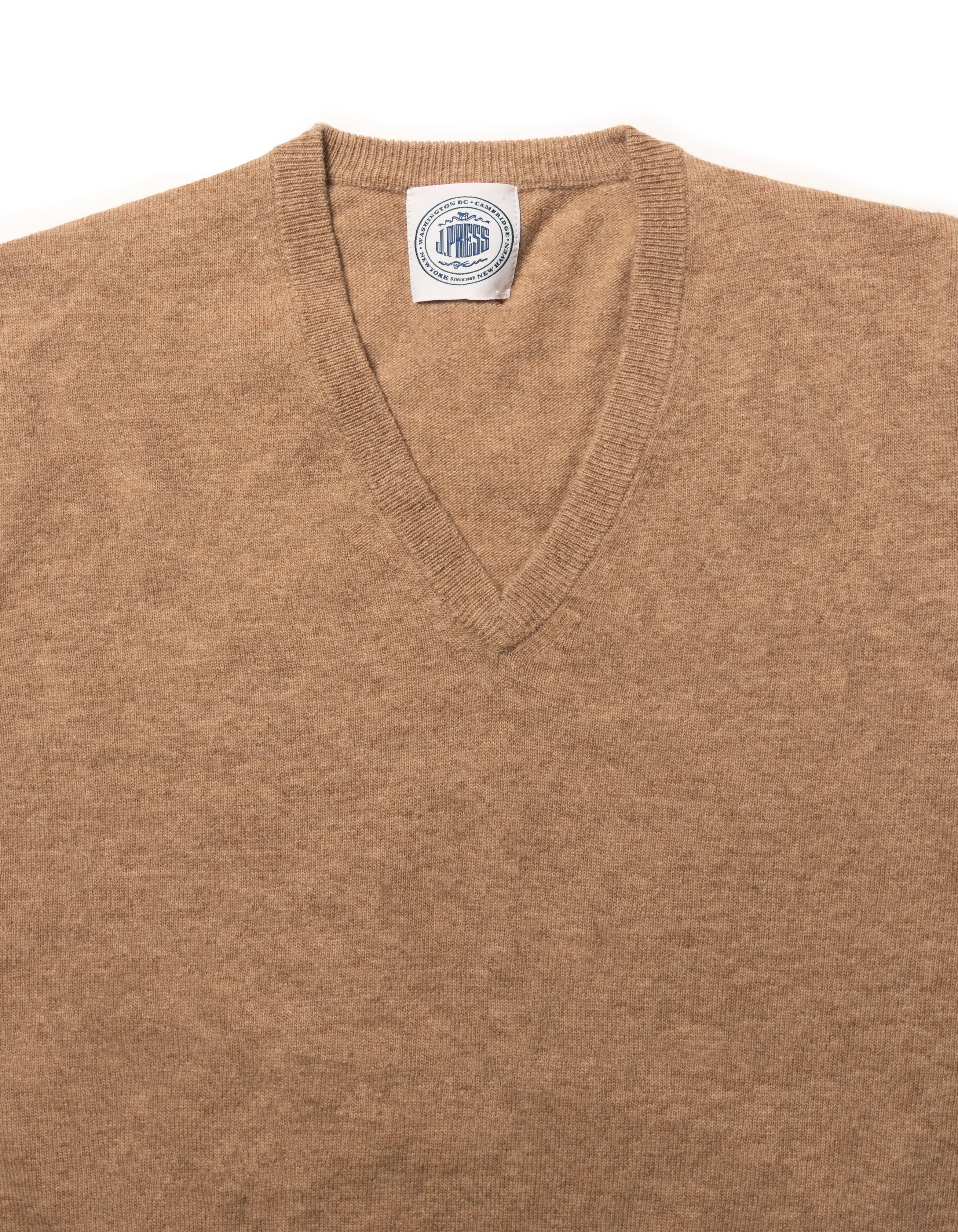 LAMBSWOOL GEELONG V NECK SWEATER - TAN