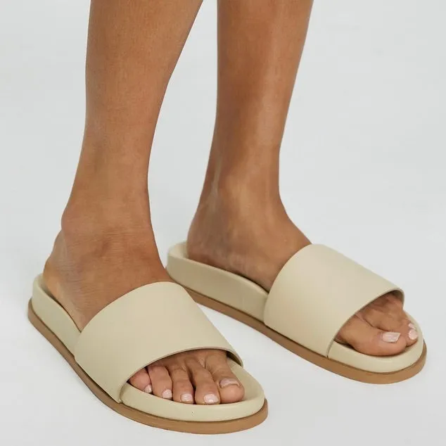 Oberon Footbed Parchment