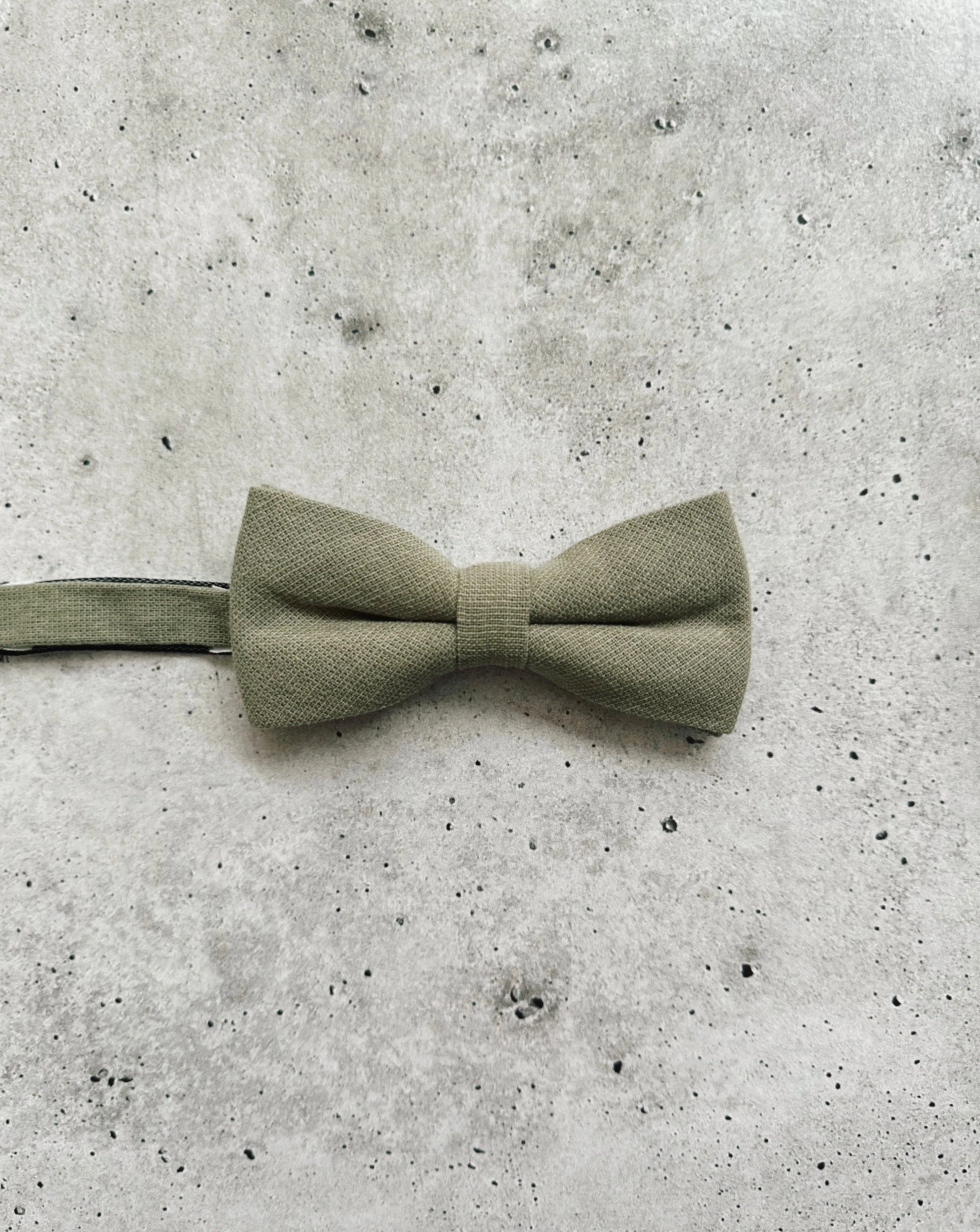 Sage Green Cotton Bow Tie