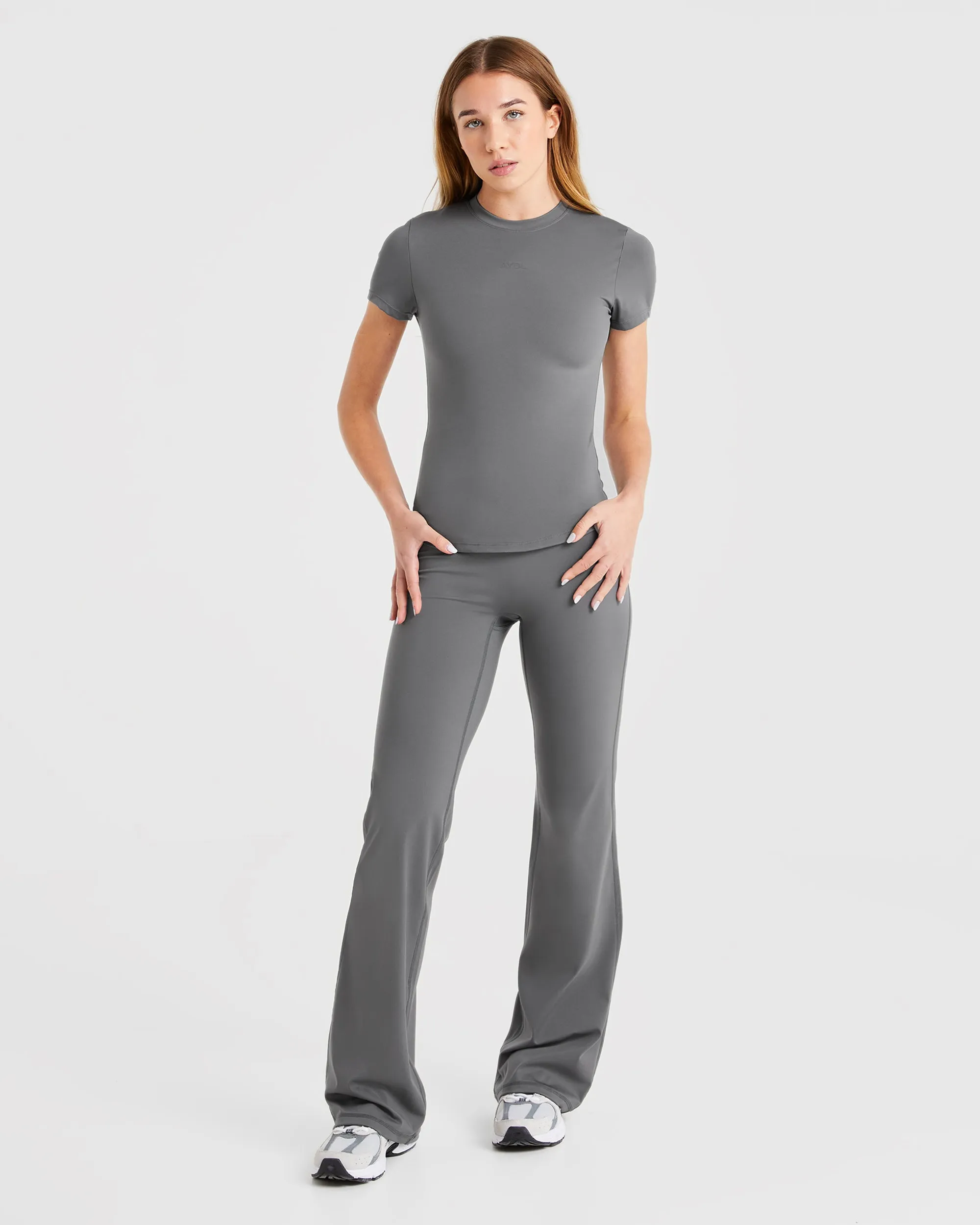 Sculpt Flared Leggings - Charcoal