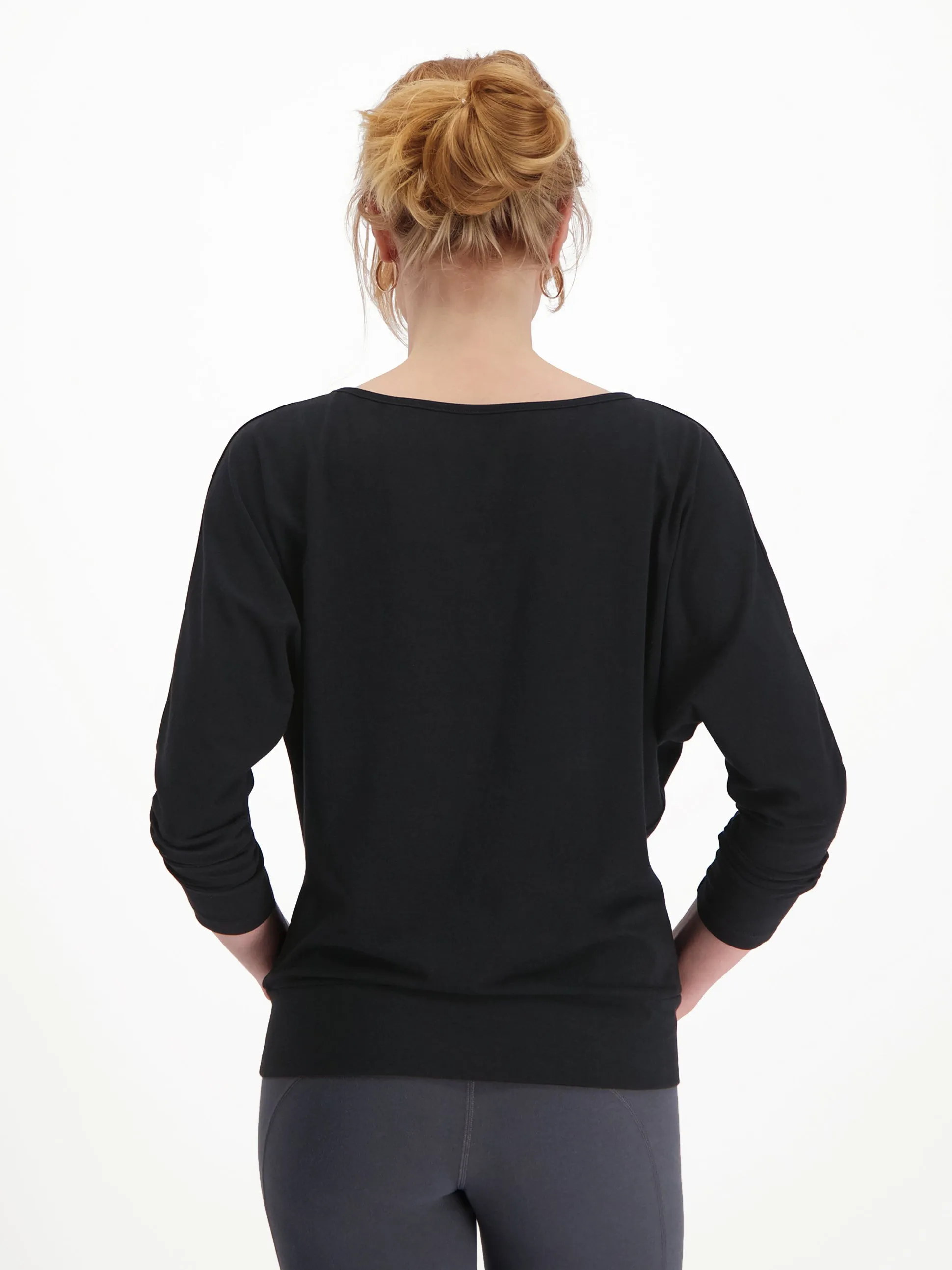 Urban Goddess Budhi Long Sleeve Yoga Top - Urban Black