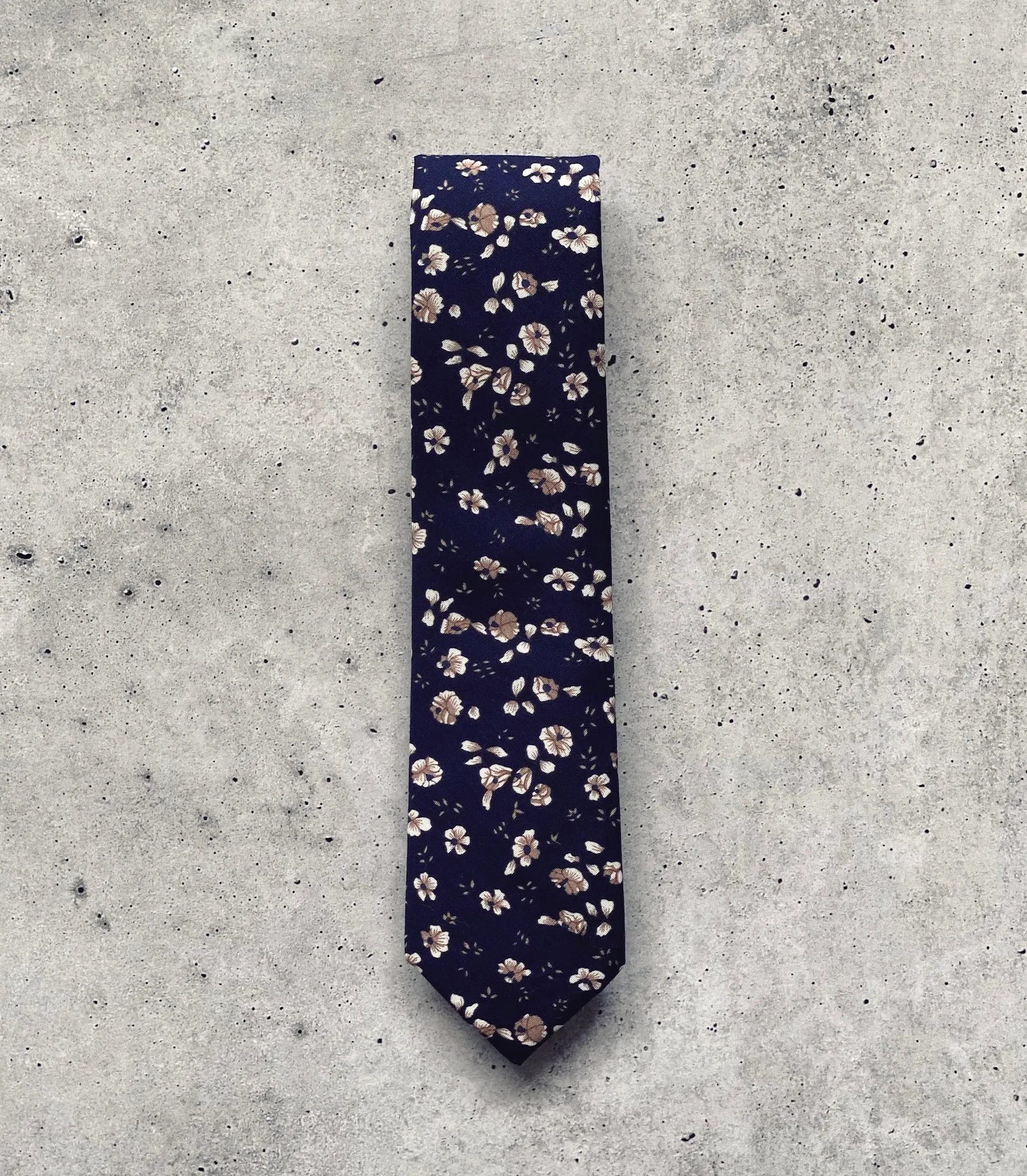 Wilder Floral Cotton Neck Tie