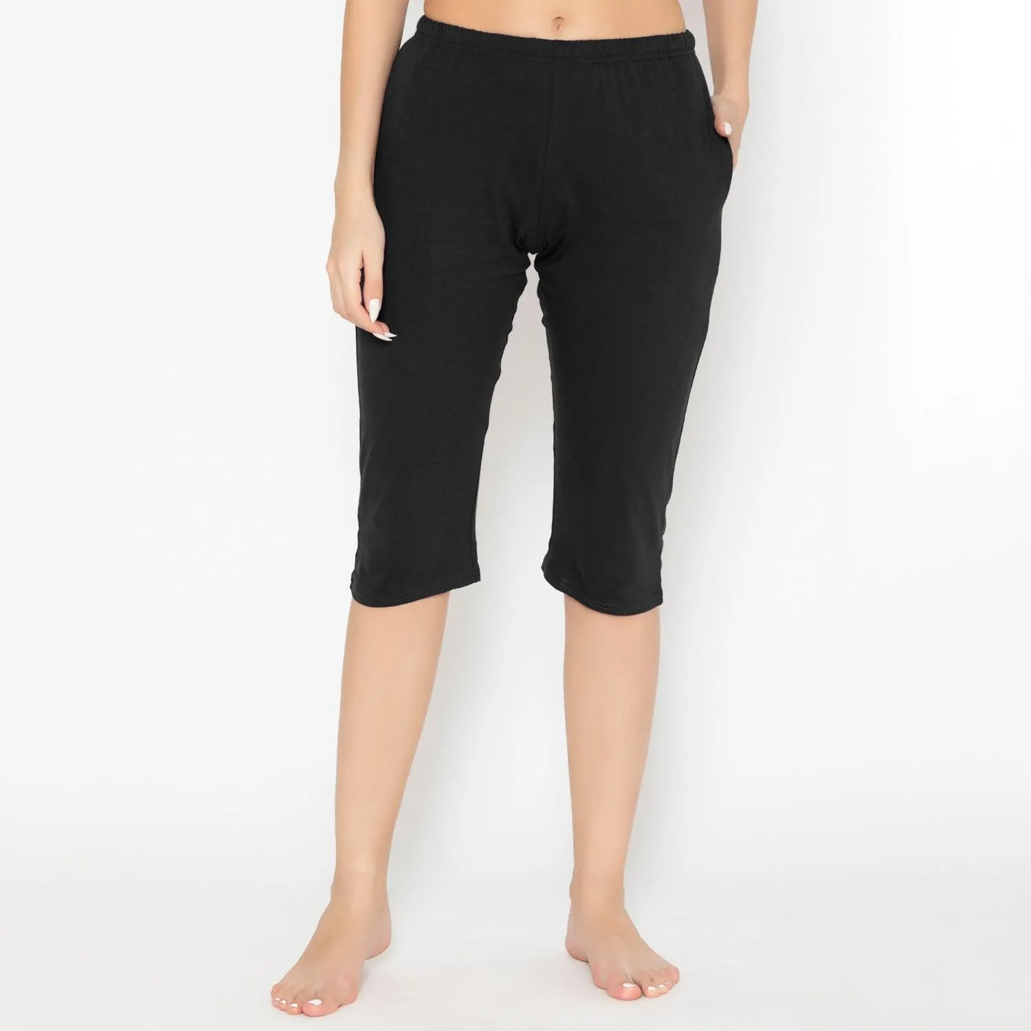 Women's Plain Knitted Capri - Black