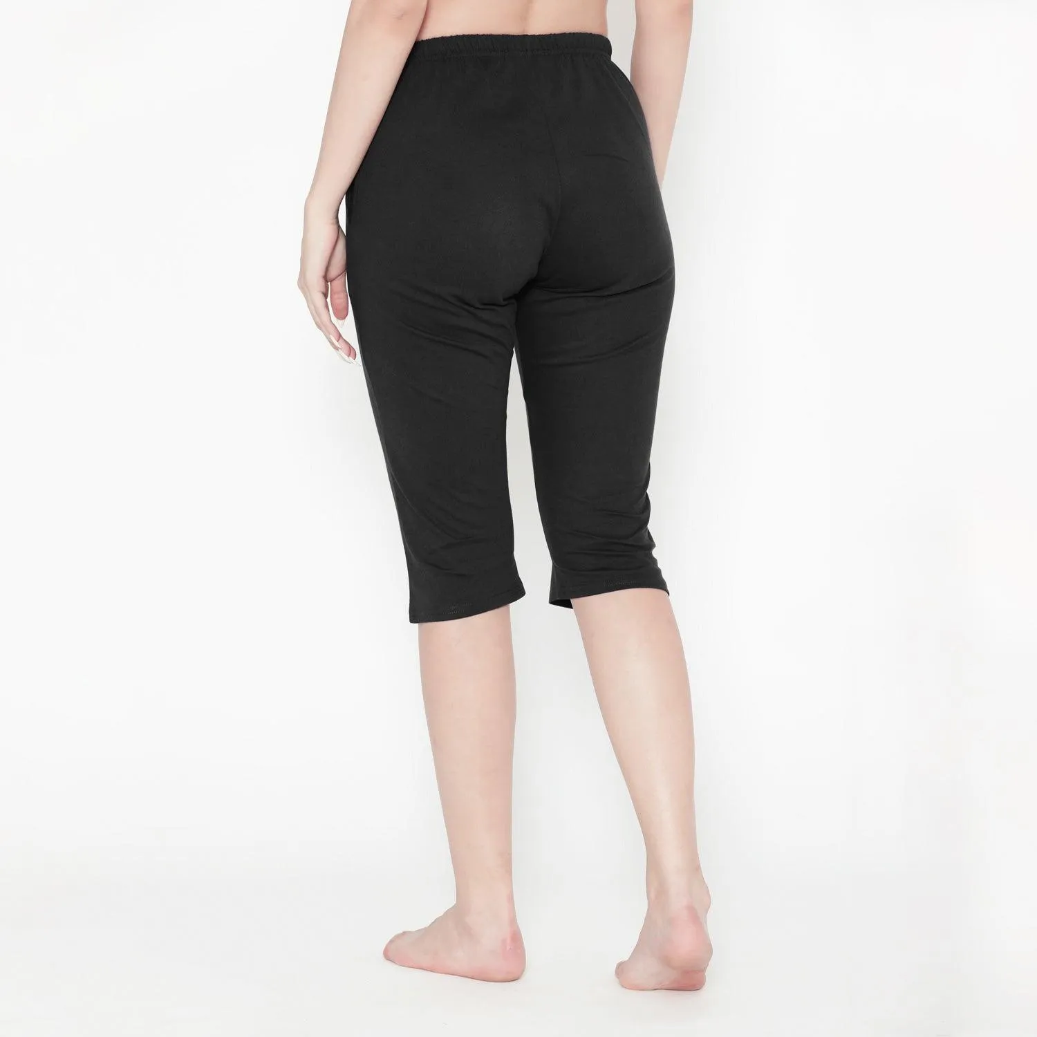 Women's Plain Knitted Capri - Black