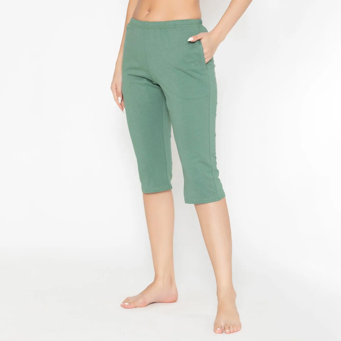 Women's Plain Knitted Capri - Green